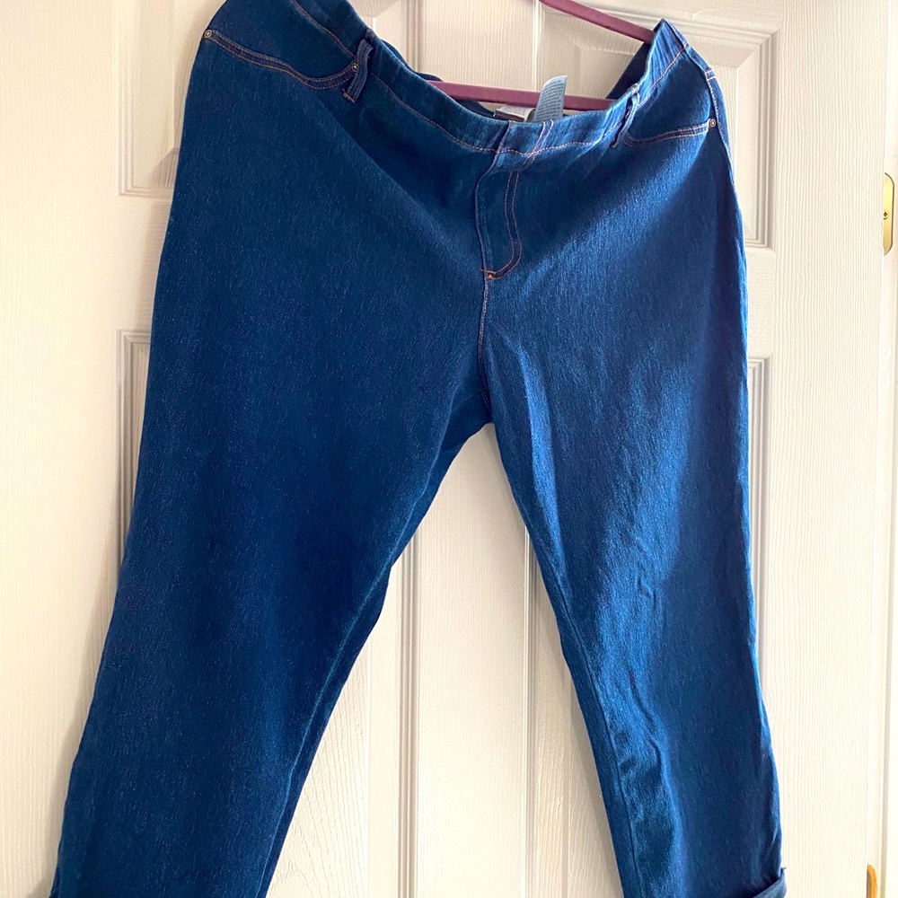 Time & Tru Jean Capri jeggings